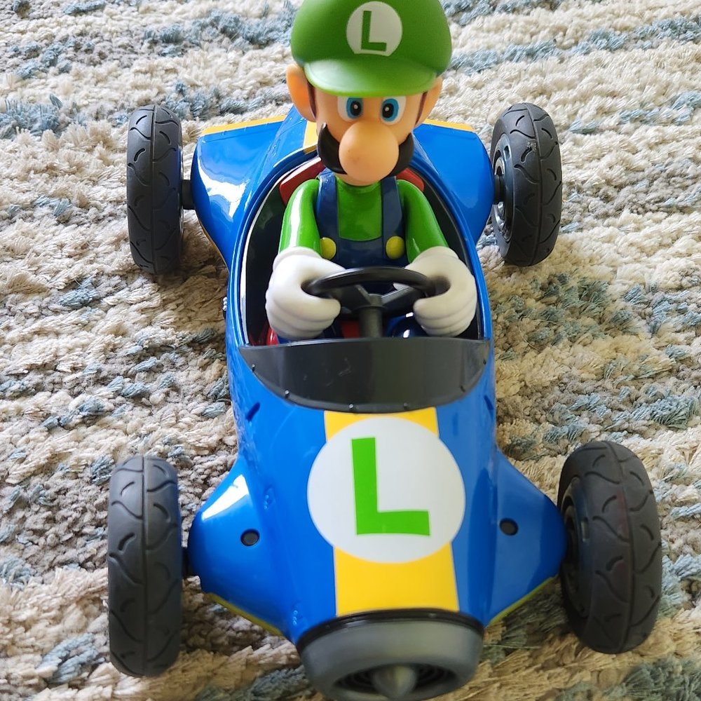 Super Mario & Luigi Carrera Mario Kart Figurines EUC - Picture 5 of 13